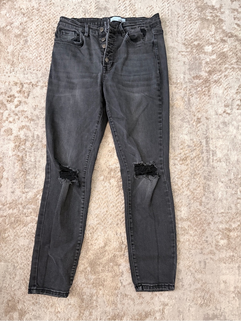 Vervet Women’s High-Rise Black Distressed Skinny Jeans size 30